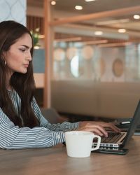 subject line for resignation email message