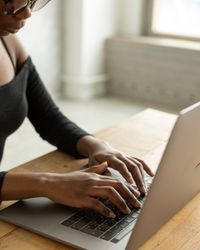 subject line for resignation email message